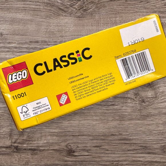 LEGO Classic Bricks and Ideas Set 11001 123 Piece Creative Building Toy Ages 4+ - Picture 4 of 4